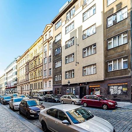 Cozy Old Town Stay - 1-Bedroom Apartment Prag Exterior foto