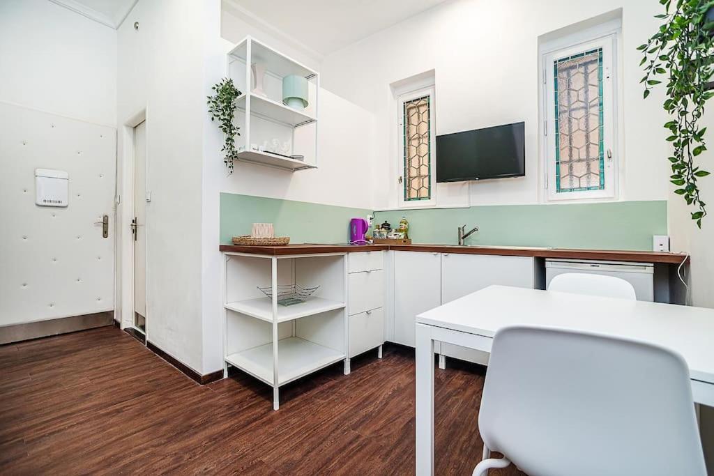Cozy Old Town Stay - 1-Bedroom Apartment Prag Exterior foto